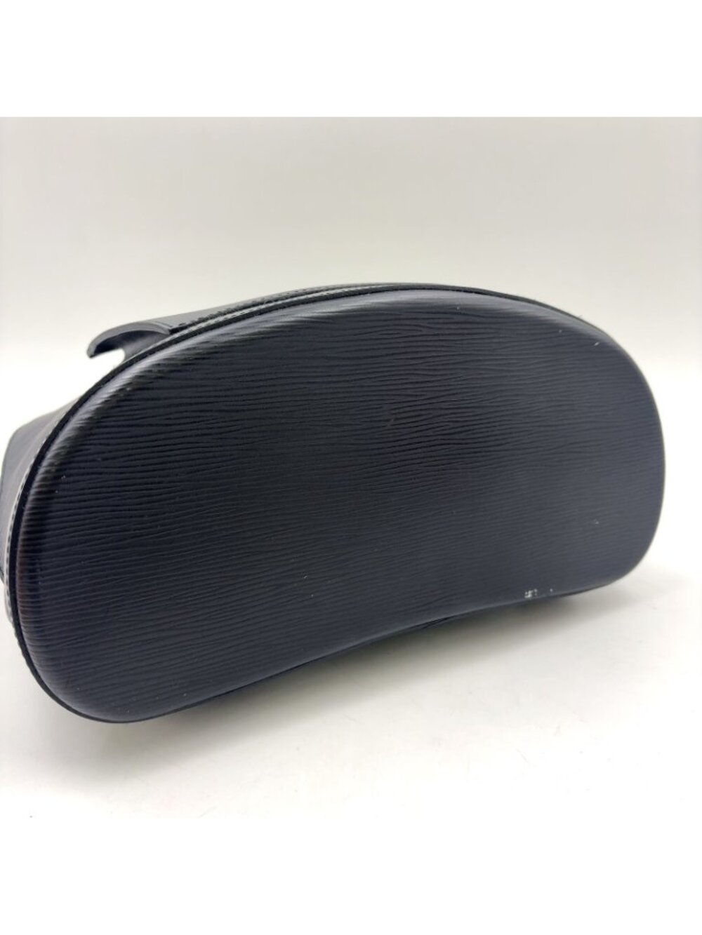 Louis Vuitton Gobelins Epi Noir Leather Black Backpack Gold - Picture 5 of 15